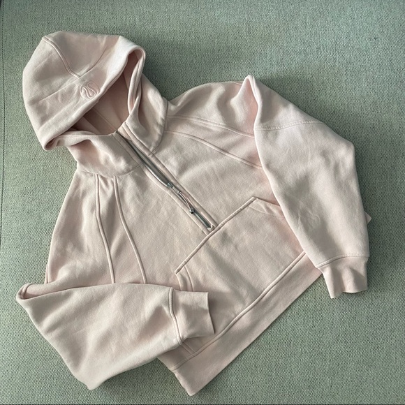 lululemon athletica Tops - *SOLD*!! Oversized Scuba 1/2 Zip XS/S
